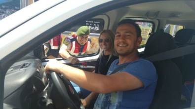 Kaş Jandarmadan Annelere Anlamlı Hediye