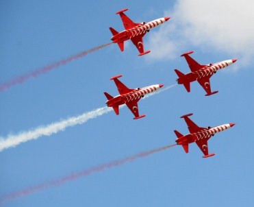 Türk Yıldızları Aksaray'da Nefesleri Kesti