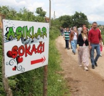 İZDIVAC - Eş adaylarıyla 'Aşıklar Sokağı'nda buluştular