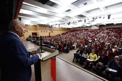 Memur Adaylarından Yaşar'a Coşkulu Karşılama