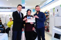 YILIN ANNESİ - Şehit Annesi 'Yılın Annesi' Seçildi