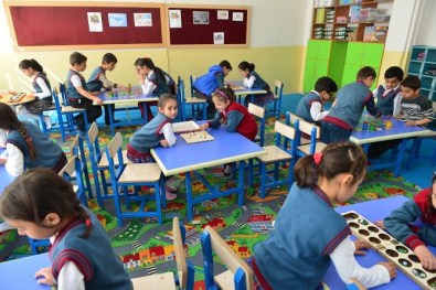 Yakutiye Belediyesi, Zeka Oyunları Sınıflarını Destekliyor