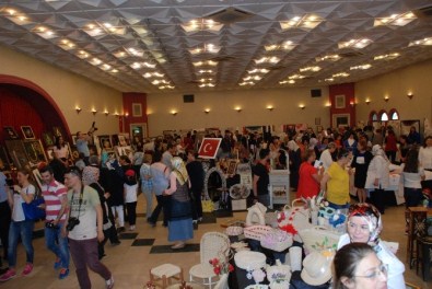 Bartın Halk Eğitimi Merkezi Yıl Sonu Sergisini Açtı