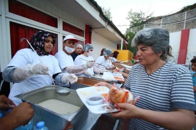 Bayraklı Ramazan'a Hazır