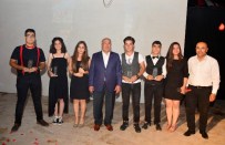 ŞEHİR TİYATROSU - Büyükşehir Belediyesi'nden Geleceğin Tiyatrocularına Ödül