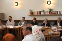 SÜLEYMAN ŞAH ÜNİVERSİTESİ - Doğu-Batı Ayrışması Post Seküler Bağlamda Ele Alındı