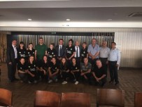 ÜSKÜDAR BELEDİYESİ - 'Maçka'dan Çıktım Yola Projesi' İle İlçedeki Yetim Ve Öksüz Öğrenciler İstanbul'a Geziye Gönderildi