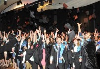 Selçuk İletişim'de Mezuniyet Heyecanı