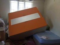 PLEVNE MAHALLESI - Üzerine Gardırop Düşen Kadın Hayatını Kaybetti