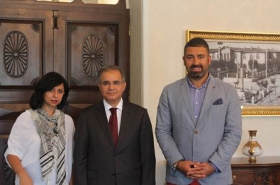 Vali Tapsız, ABD'deki The Tahrir Instute Başkanı Dr. Nancy Okail'i Kabul Etti