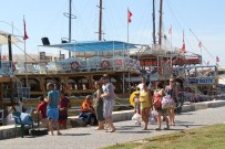 İNGILIZLER - Didim'de Gezi Tekneleriyle Deniz Keyfi Başladı