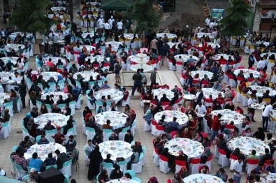 Kocaali'de Kardeşlik Sofraları Kuruldu