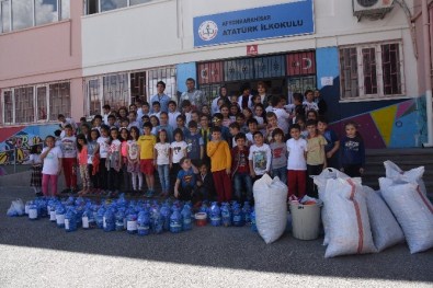 Öğrencilerden 'Mavi Kapak Toplama Kampanyası'Na Destek