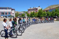 ÖZER ÖZBEK - TEOG Birincisi 25 Öğrenciye Bisiklet Dağıtıldı