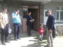 MEHMET NURİ ÇETİN - Varto Kaymakamı Çetin'in Ev Ziyaretleri