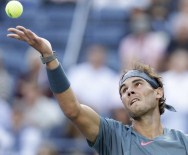 RAFAEL NADAL - Efsane'den tenis severleri üzecek karar