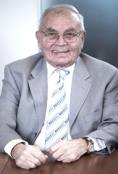 Duayen pastacı Harry Lenas vefat etti