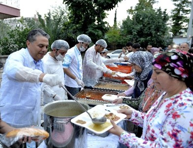 Başkan Uysal, 3 Bin Vatandaş İle Orucunu Açtı