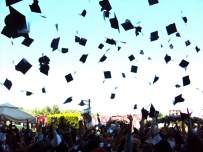 Bozdoğan Meslek Yüksek Okulu Mezunlarını Uğurladı
