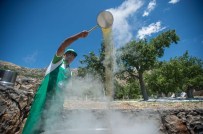 AHMET ÖZEN - Tut'da 'Dut' Hasadı Başladı