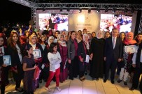 Anne Üniversitesi 4. Dönem Mezunlarını Verdi