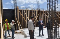 Başkan Aksoy Yeni Belediye Binasında İncelemelerde Bulundu