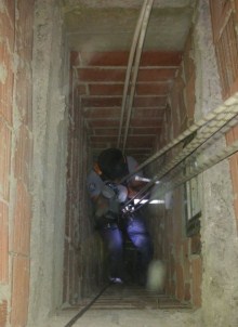 Havalandırma Boşluğuna Düşen Kediyi İtfaiye Kurtardı