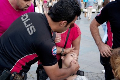 Polisin Bu Hamlesi Hayat Kurtardı