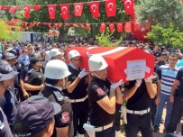 SEYFETTİN YILMAZ - Şehit Polis Memuru Toprağa Verildi