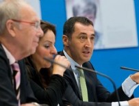 DER SPIEGEL - Almanya'dan 11 vekil yalanlaması!