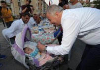 İFTAR SOFRASI - Başkan Zolan, Mahalle İftarına Katıldı