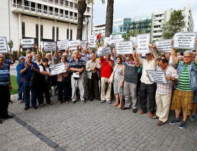 İzmir'de paso eylemi