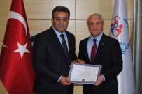 FARUK ÖZÇELIK - Müsteşar, Diplomasını Rektör Gündoğan'ın Elinden Aldı