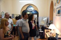 MUHAMMET TOKAT - Sergiden Alışveriş Yaparak Kursiyerlere Yardım Etti