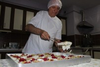 Sofraların En Tatlı Sabrı Açıklaması Güllaç