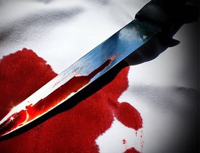 Tartıştığı karısını boğazından bıçaklayarak öldürdü