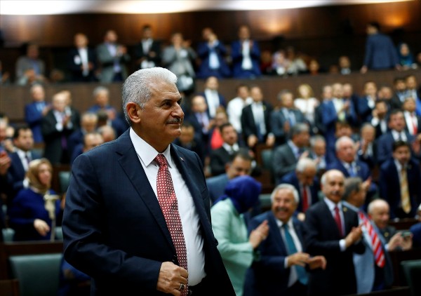 Binali Yıldırım'dan AB'ye: Varsın orada kalsın vize muafiyeti