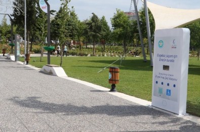 Atatürk Kent Park'ta Engelli Şarj İstasyonları Kuruldu