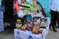 MUHTARLIKLAR - Eyyübiye Belediyesinden Vatandaşlara 5 Bin Gıda Paketi