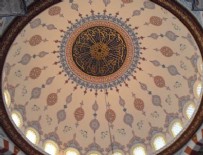 STOCKHOLM - İsveç'te cami cemaatine ırkçı saldırı