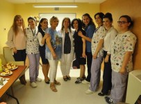 RADYOTERAPİ - Kanseri Yendi Hastanede Kutlama Yaptı