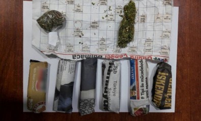 Motosiklet Koltuğunda Esrar Maddesi Ele Geçirildi