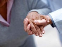 BOKSÖR - Parkinson erkeklerde daha sık görülüyor