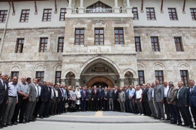 Sivas Valisi Gül'e Ziyaretler Sürüyor