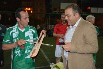 ESKİ FUTBOLCU - 'Takoz Recep' Görele'de Halı Saha Turnuvasında Ortaya Çıktı