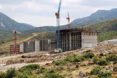 Akgedik'te Yol Güzergahları Oluşturuluyor