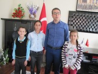 HÜSEYIN ATAK - Hisarcık'ta Dyned'te Başarı Elde Eden Öğrenciler Ödüllendirdi