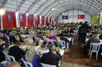 EYÜP SULTAN - Kosovalılar Osmangazi Belediyesi'nin İftarında Buluştu
