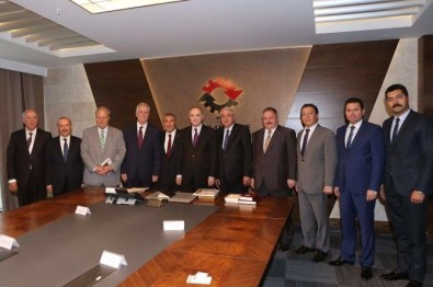 Osbük Yönetimi, Bilim, Sanayi Ve Teknoloji Bakanı Faruk Özlü'yü Ziyaret Etti