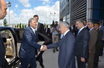 HAYRÜNNİSA GÜL - AGÜ'yü Ziyaret Eden 11. Cumhurbaşkanı Gül Kayseri'den Ayrıldı